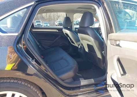 2014 Volkswagen Passat 2.0L Tdi Se из США, поврежденный, VIN 1VWBN7A35EC121315